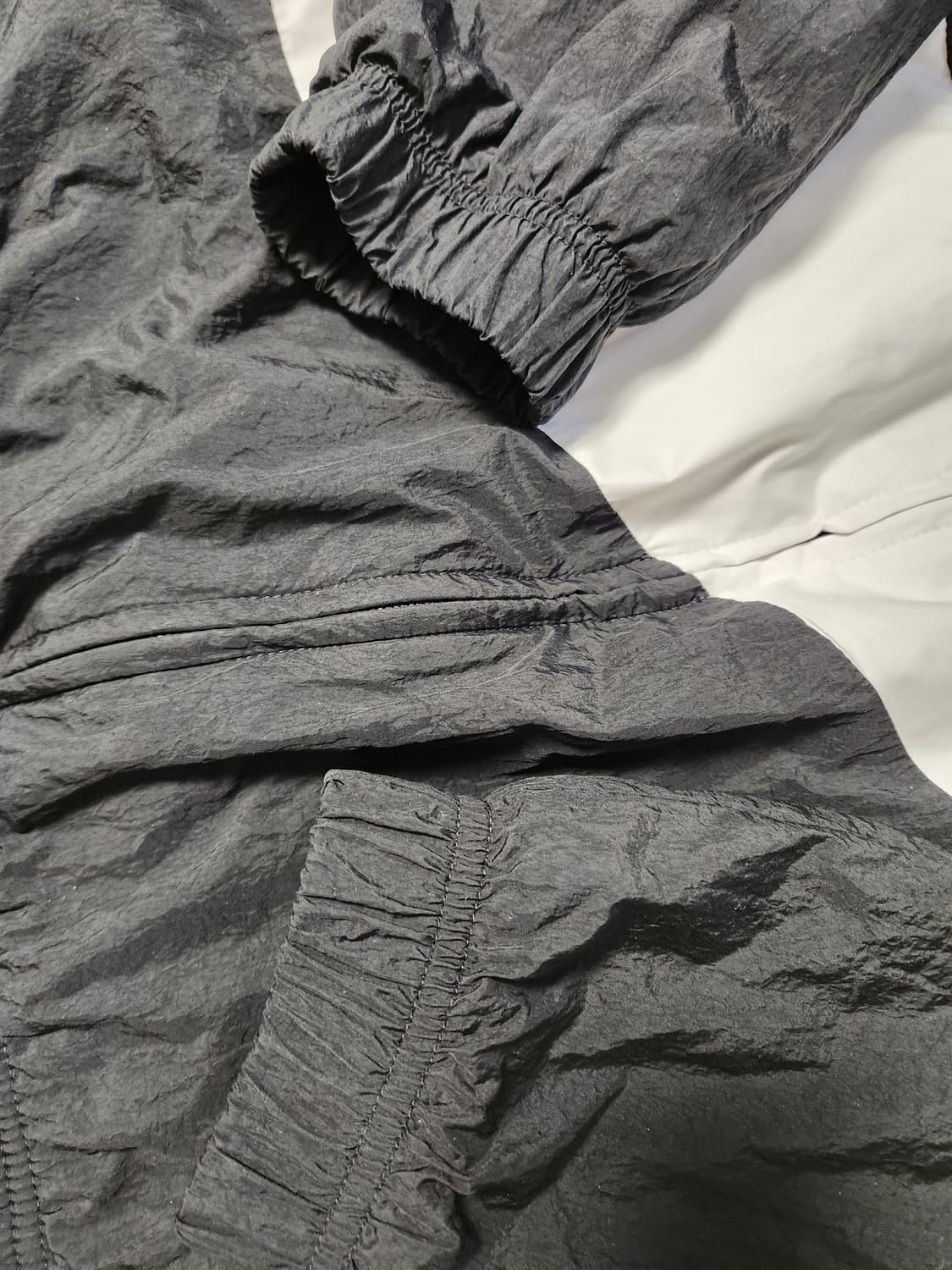 나이키 우븐 빅스우시 바람막이 블랙 트레이닝복 상L하의M 세트

상의 화 상품이미지4