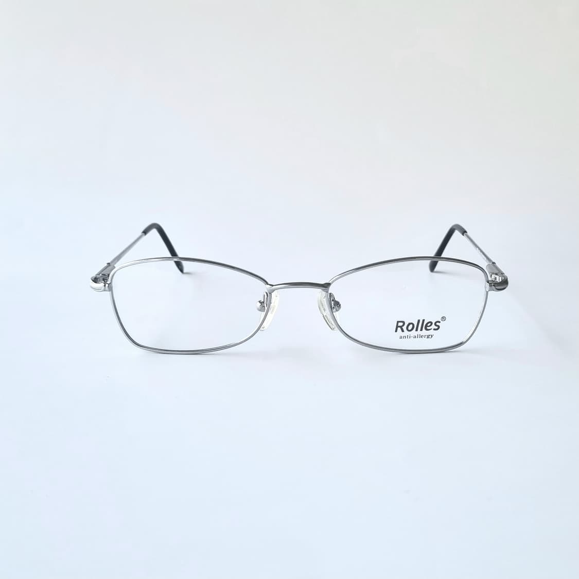 데드스탁 지적인 무드와 트렌디함이 돋보이는 안경테 상품이미지2