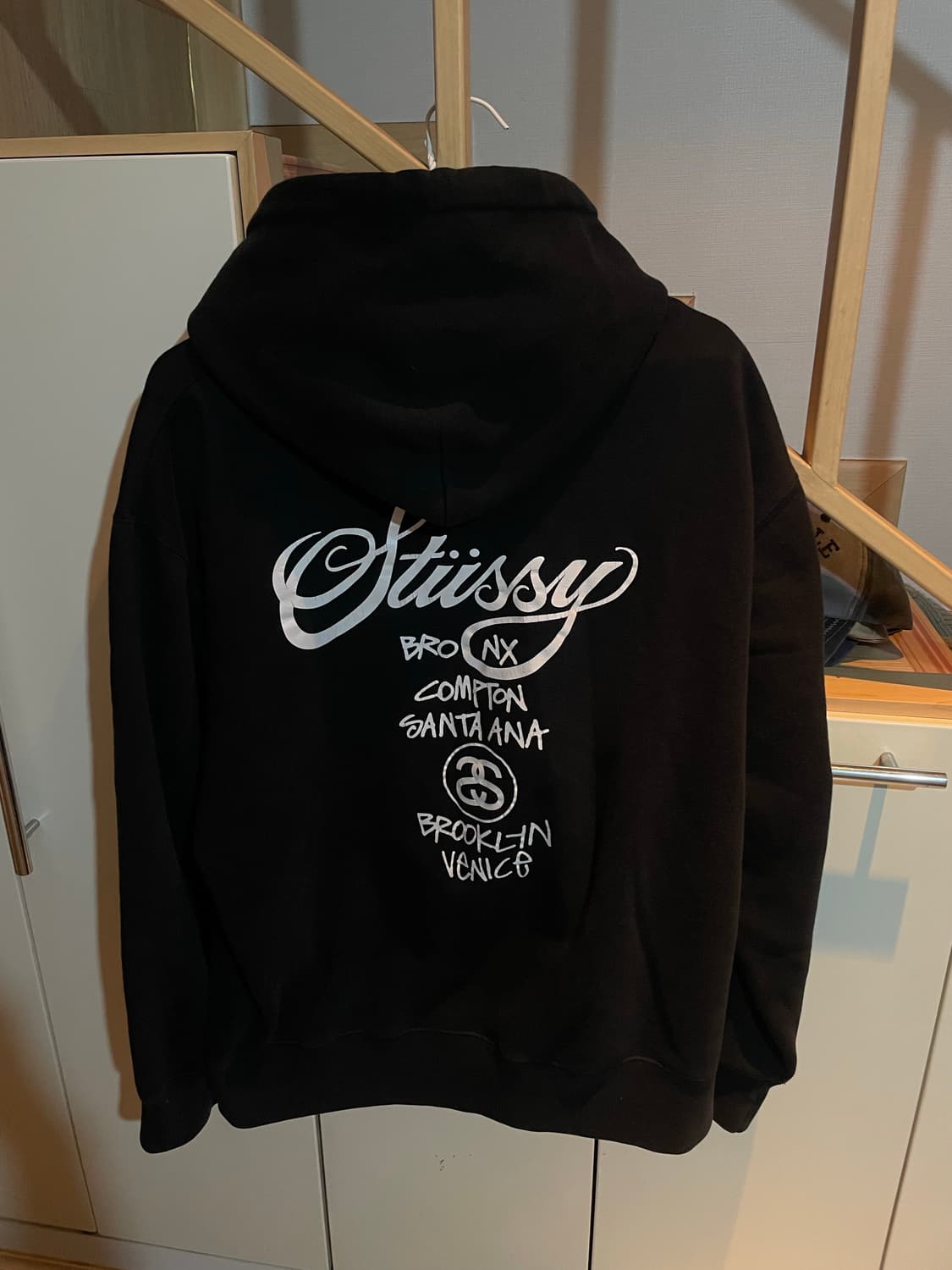 스투시 월드투어 후드집업  상품이미지4