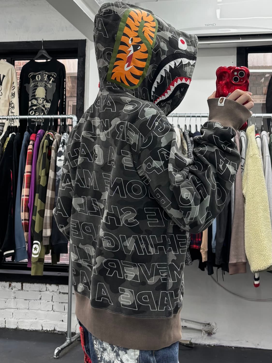 베이프 텍스트 카모 샤크 후드집업 상품이미지5