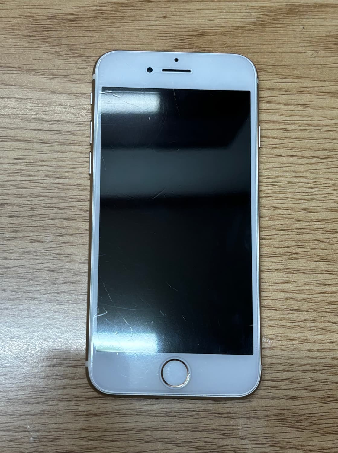 아이폰8 실버 256GB 배터리성능95% 상품이미지2