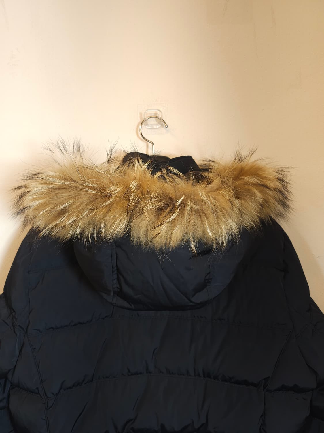 루이까스텔 라쿤털 다운패딩 블랙 105 XL 상품이미지6