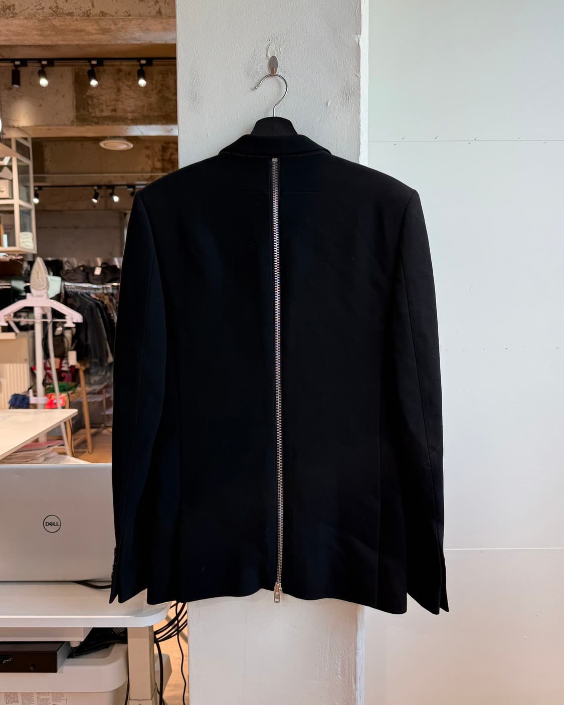 지방시 블랙 백지퍼 테일러드 블레이저 자켓  상품이미지7