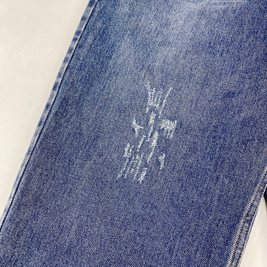 빔즈 디테일 루즈핏 데님 진 (32) 상품이미지4