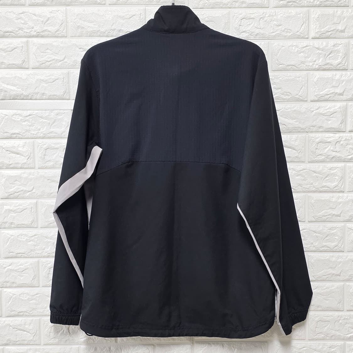 택포// 나이키 블랙 바람막이 XL 상품이미지4