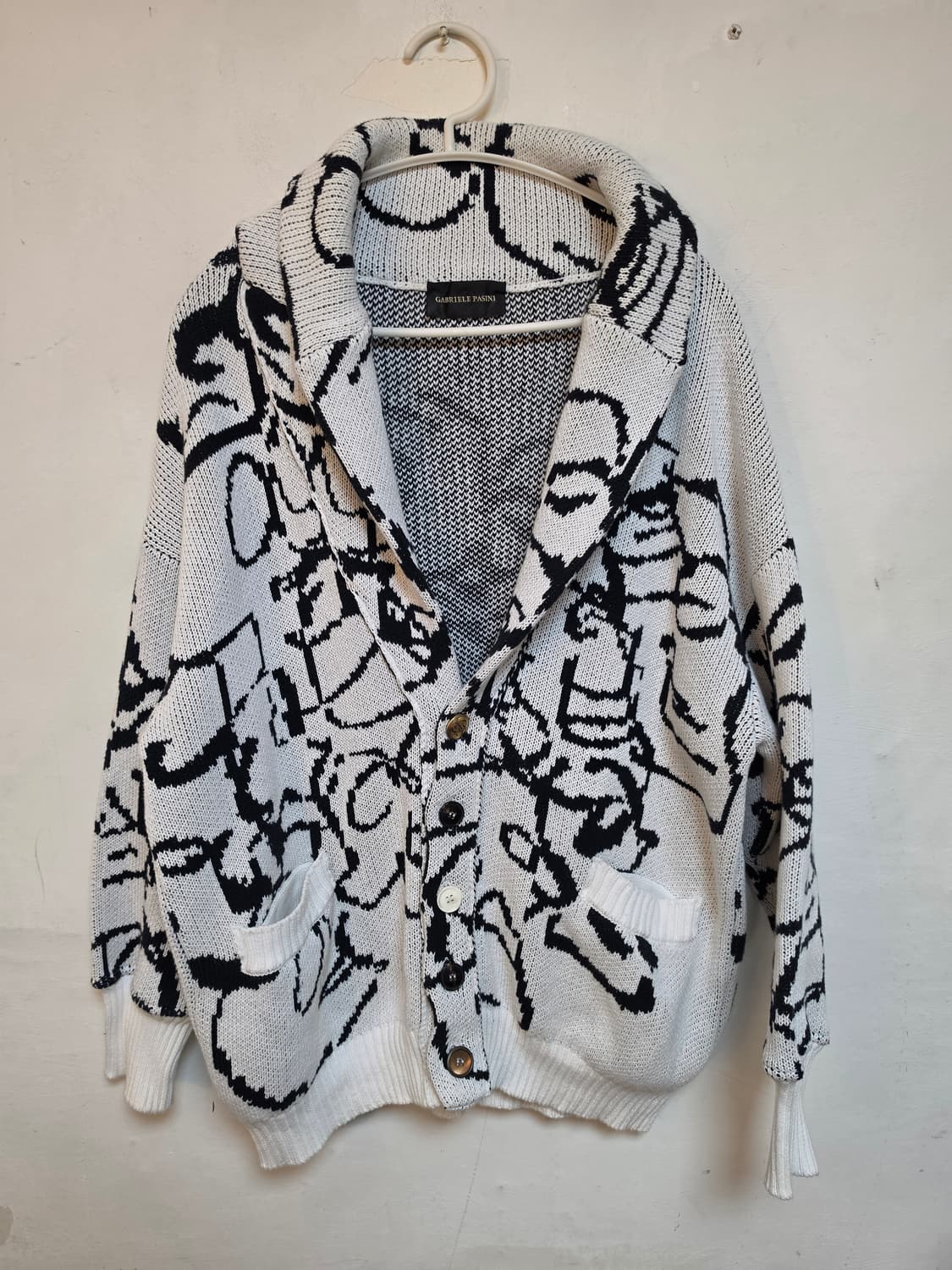 
Gabriele Pasini 가디건 95 (새상품급)
 상품이미지1