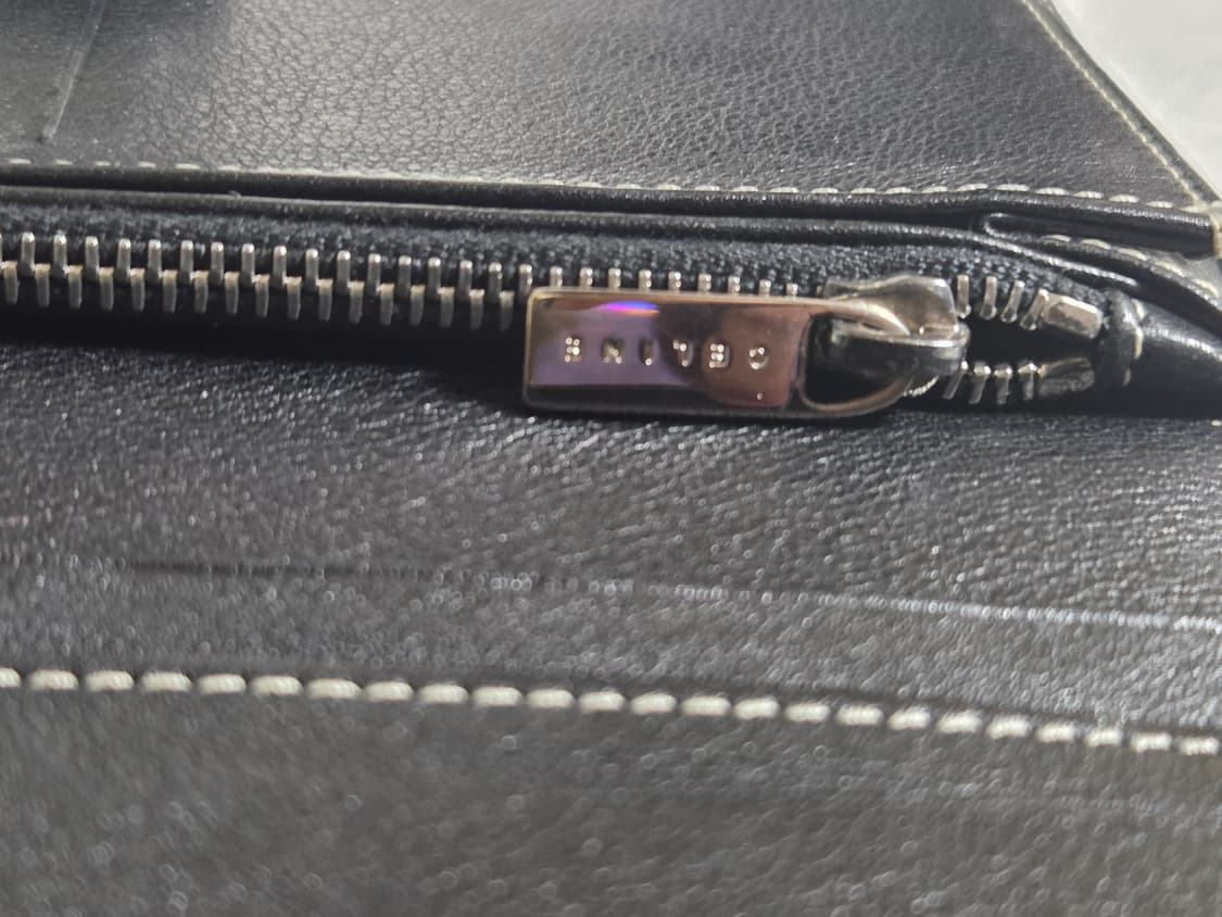 [정품] 셀린느 트리오페 클래식 캔버스 레더 장지갑 상품이미지6