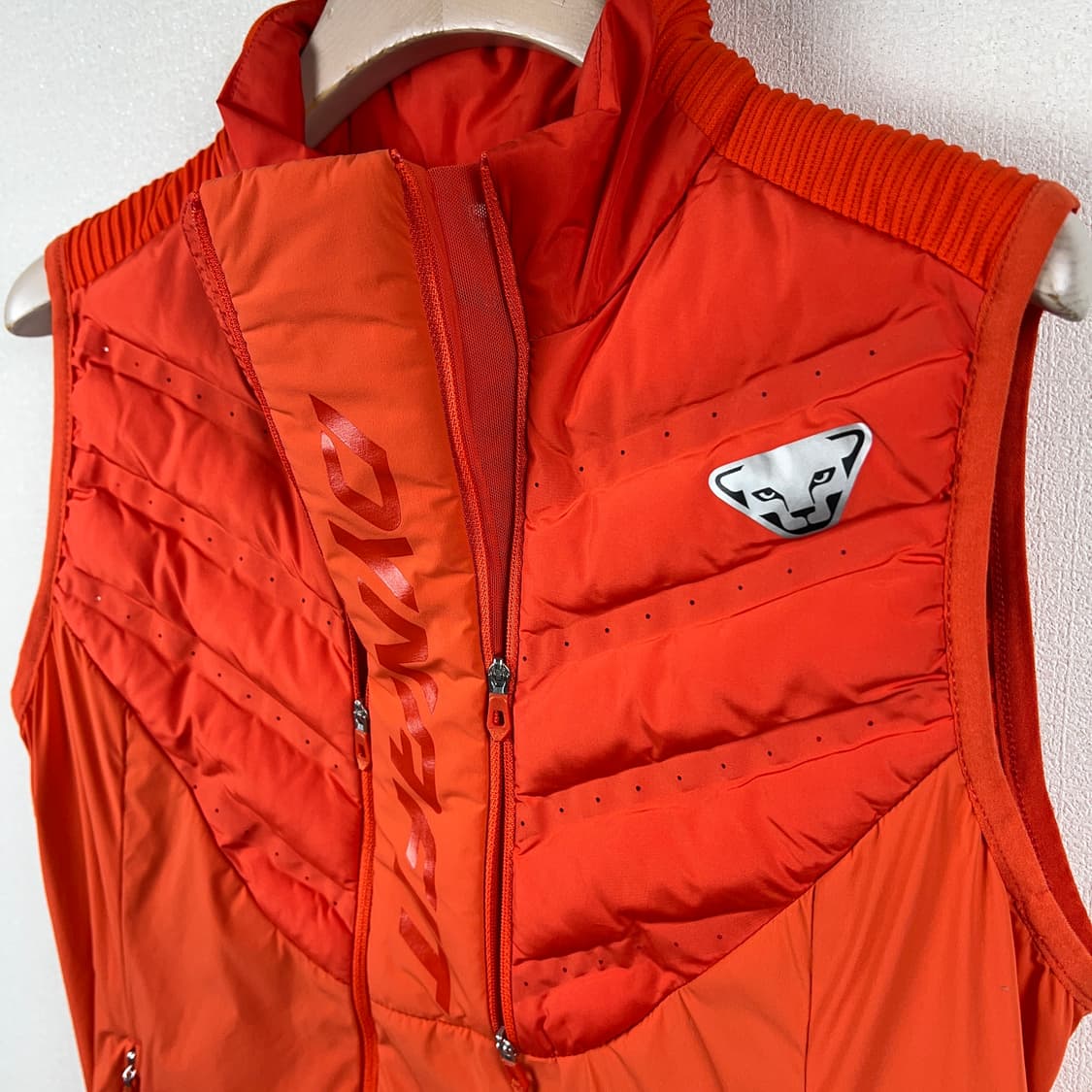 다이나핏 여성 더블집업 경량 패디드 베스트 M 상품이미지3