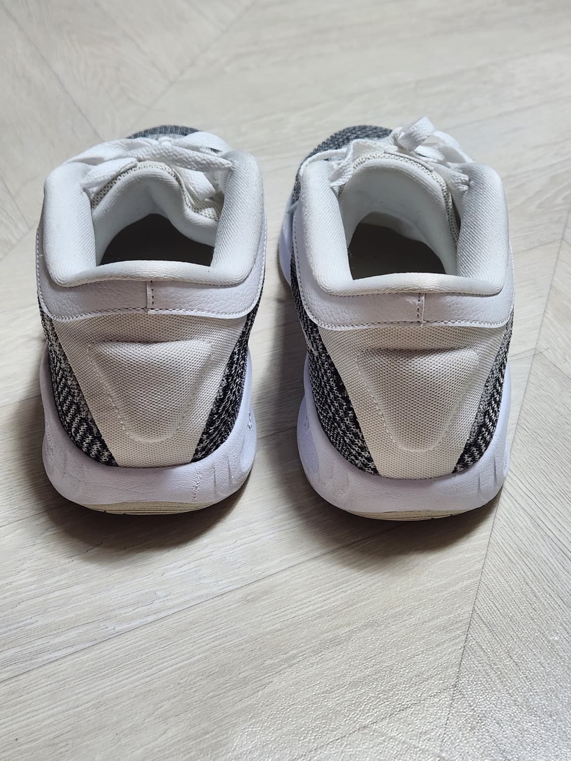 나이키 g.t. 허슬 아카데미 EP 275 상품이미지3