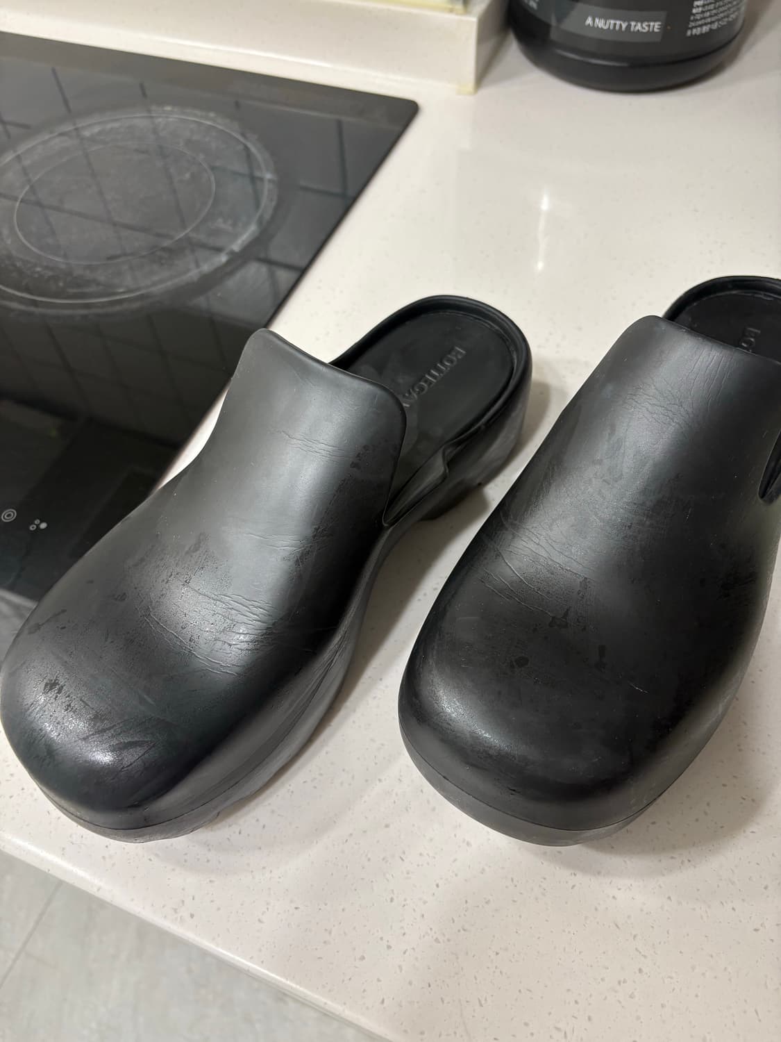 보테가베네타 690102 러버 클로그 상품이미지1