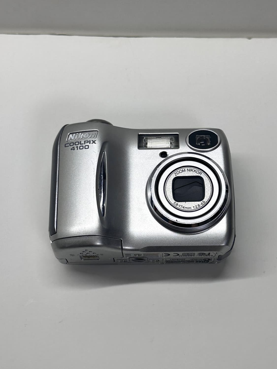 작례) 니콘 쿨픽스 4100 (Nikon Coolpix 4100) 실버 상품이미지2