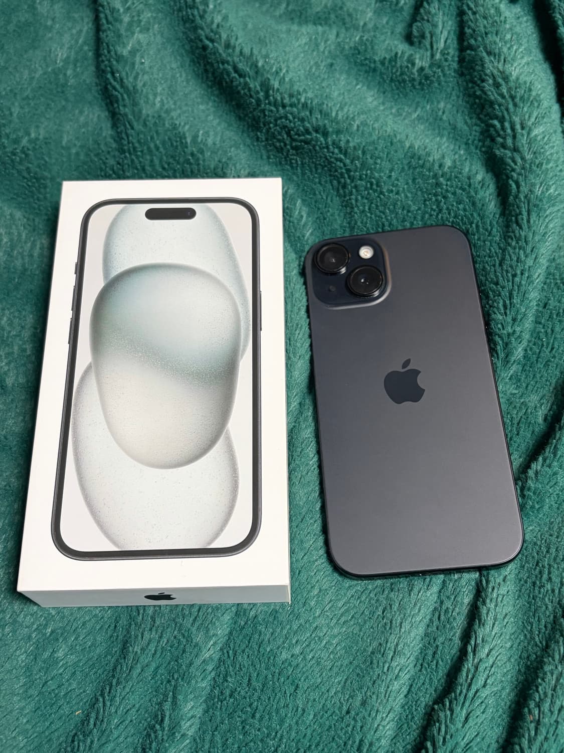 아이폰15 블랙 256 상품이미지2