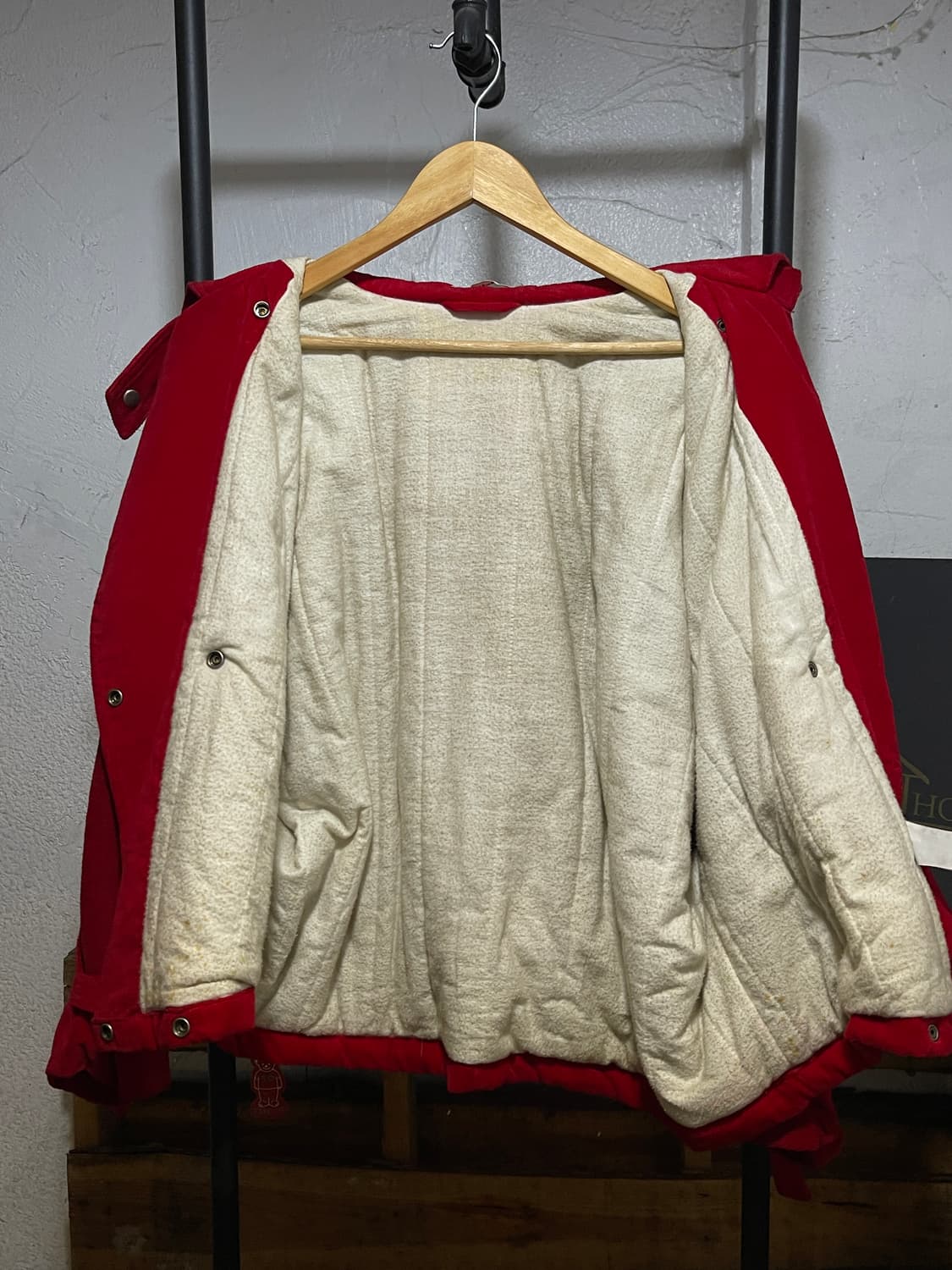 Made in Singapore 딥레드 자켓 상품이미지3