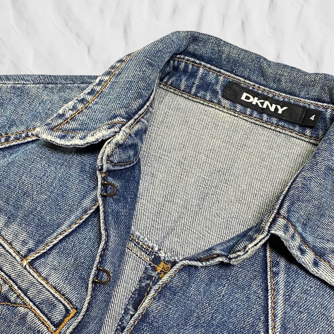 DKNY 7부 데님 자켓 상품이미지5