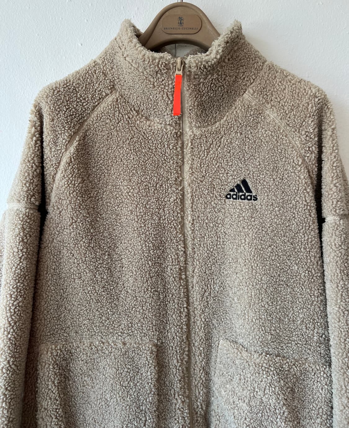 아디다스 남성 베이지 후리스집업점퍼  상품이미지2