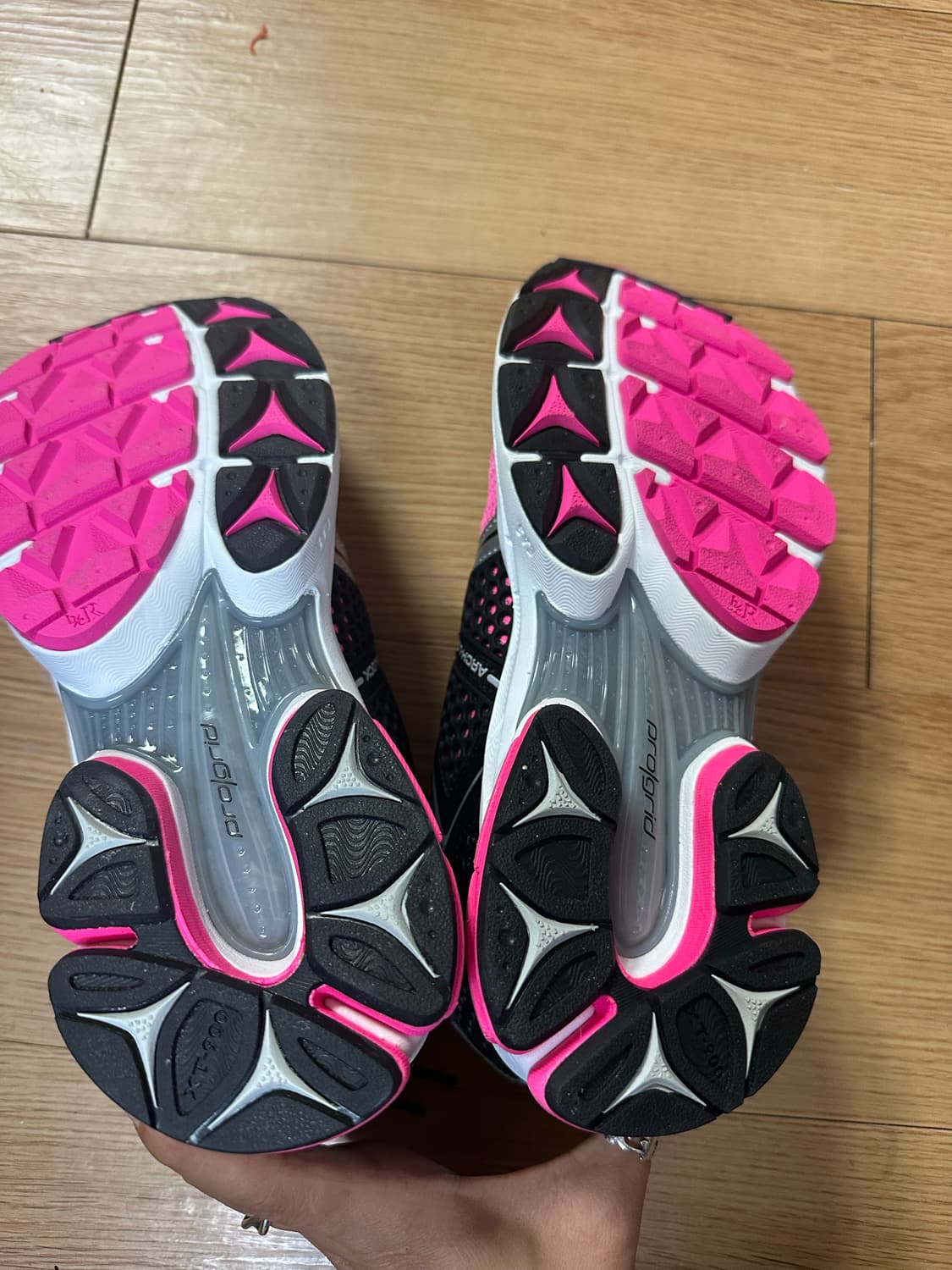 255 서코니 써코니 saucony 프로그리드 핑크 실버 러닝화 스니커즈 상품이미지7