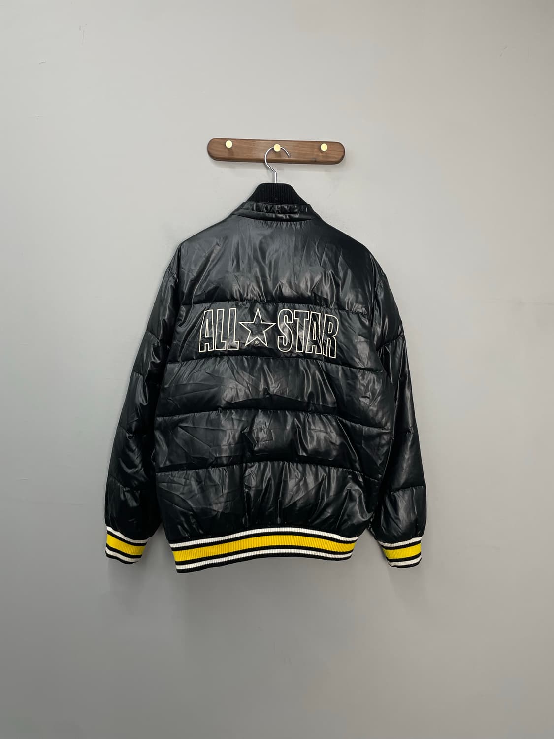 컨버스 덕다운 유광 블랙 패딩 H1734 상품이미지5