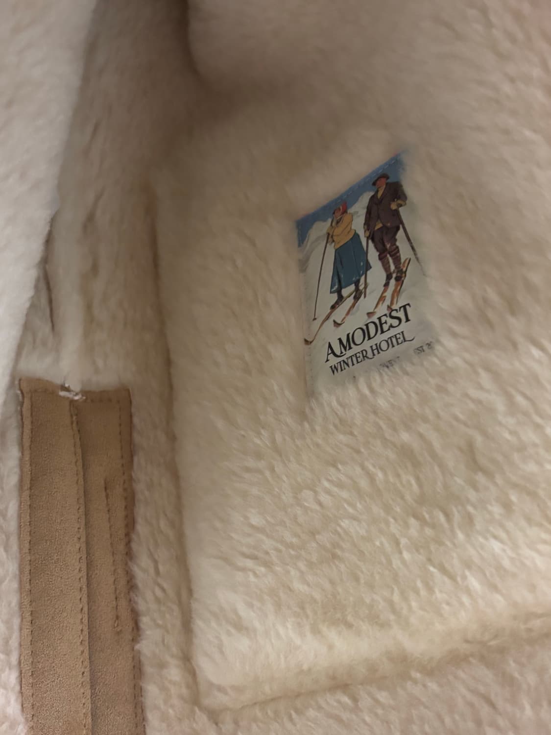 모데스트무드 런던 무스탕(베이지) 상품이미지3