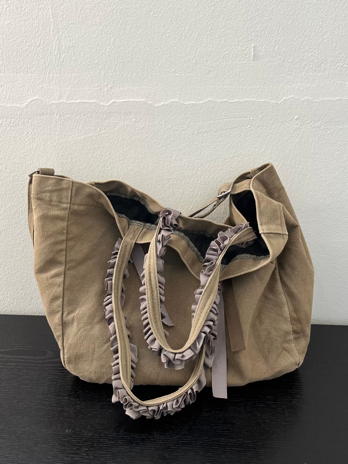 REAL CUBE 셔링 크로스백 상품이미지6