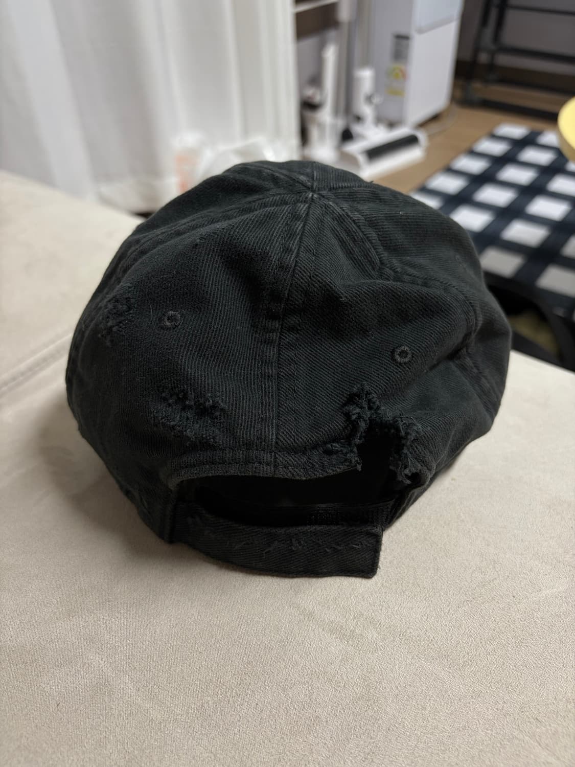 [L] 발렌시아가 피어싱 볼캡 상품이미지3