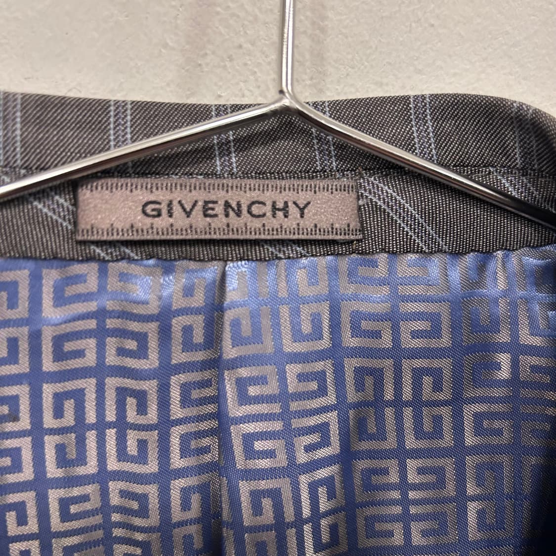 지방시 올드스쿨 투톤 스트라이프 상하의 셋업 상품이미지4