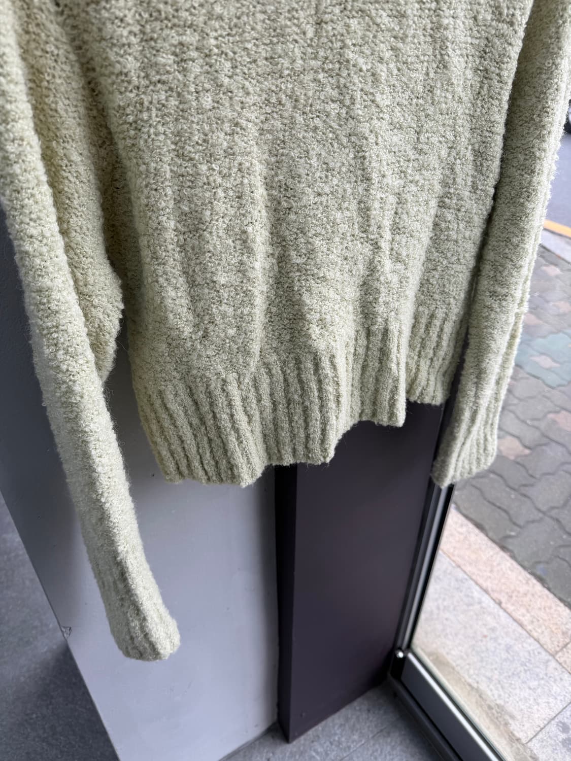 에토스 라운드 부클 니트 상품이미지8