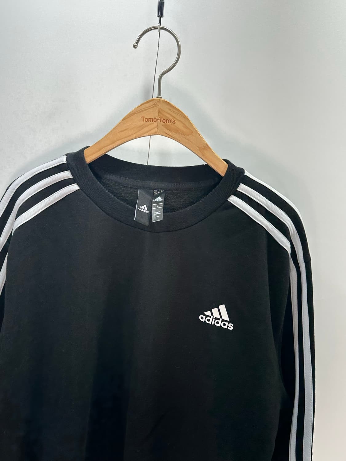 아디다스 검흰 맨투맨 상품이미지2