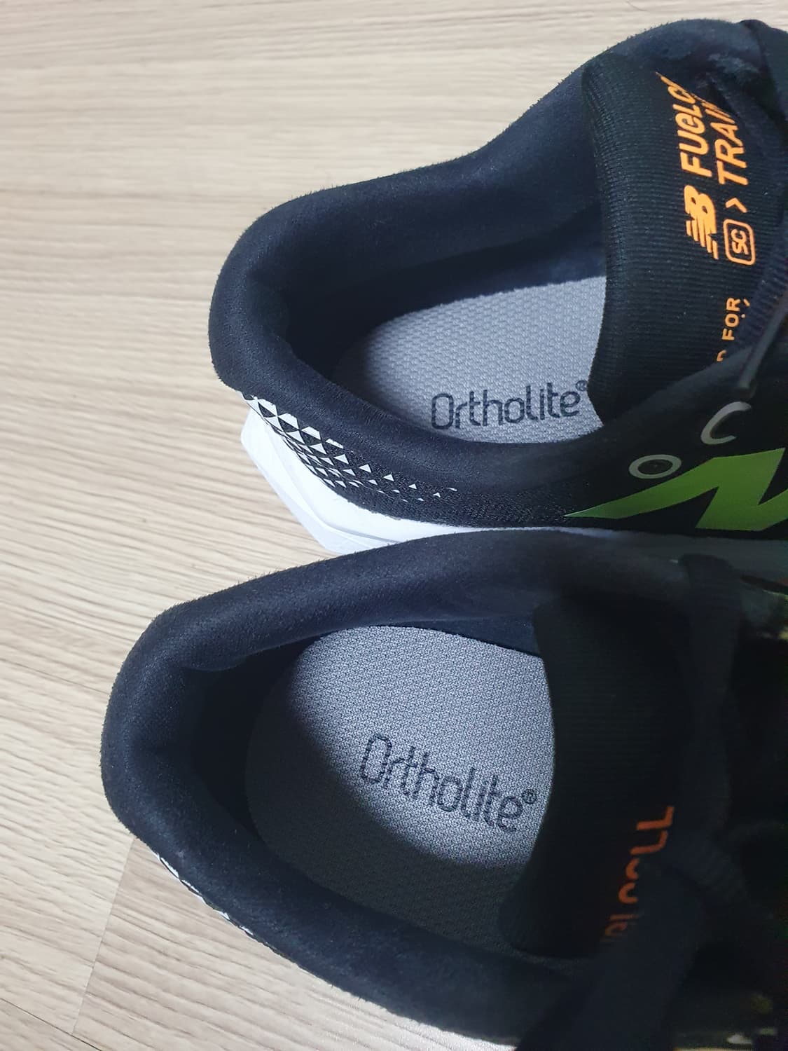 뉴발란스 SC 트레이너 v3 러닝화 260 상품이미지9