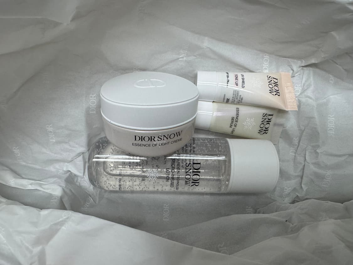 디올 뷰티 스노우 화이트 파우치 상품이미지4