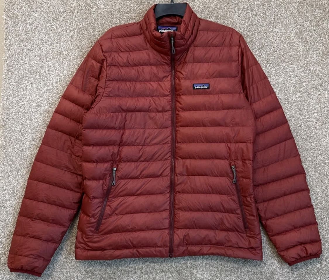 파타고니아 경량패딩 버건디 상품이미지1