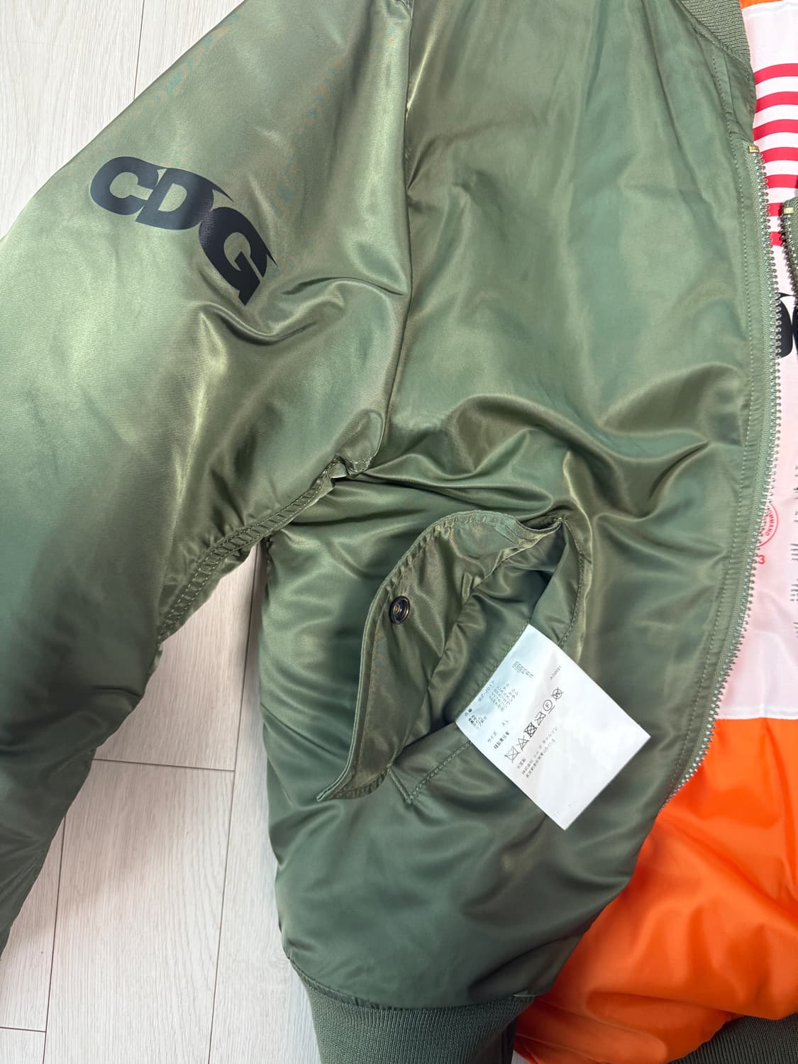 [XL] CDG 알파인더스트리 MA-1 점퍼 상품이미지4