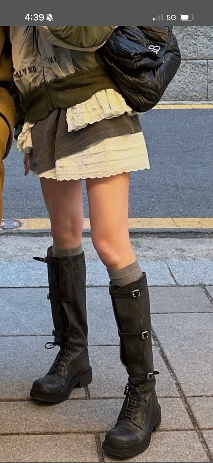 (새거)미우미우 쇼부츠 36 상품이미지1