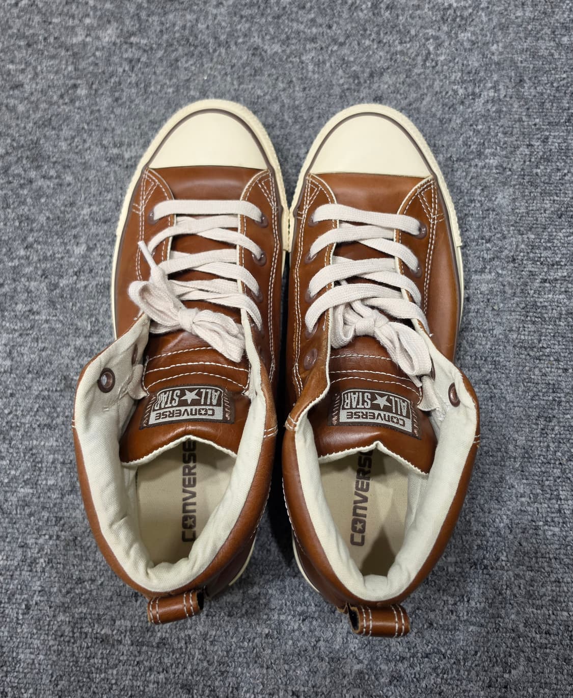 컨버스 척 테일러 올스타 레더 스트리트 미드 파인콘 브라운 270 상품이미지5