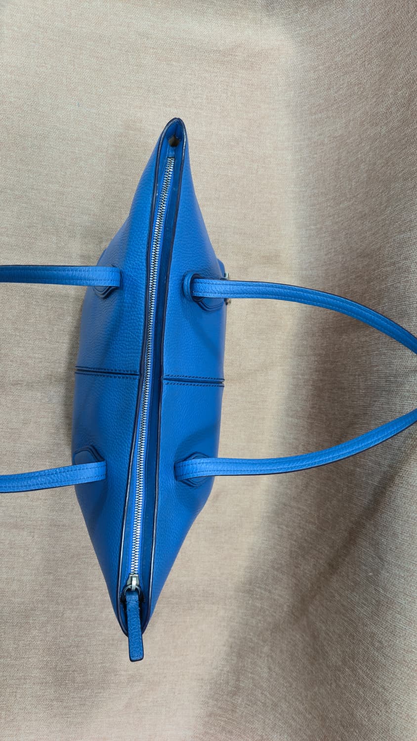 토즈 정품 - 조이 미디움 쇼퍼백 레더 지퍼 오픈 숄더백 상품이미지4