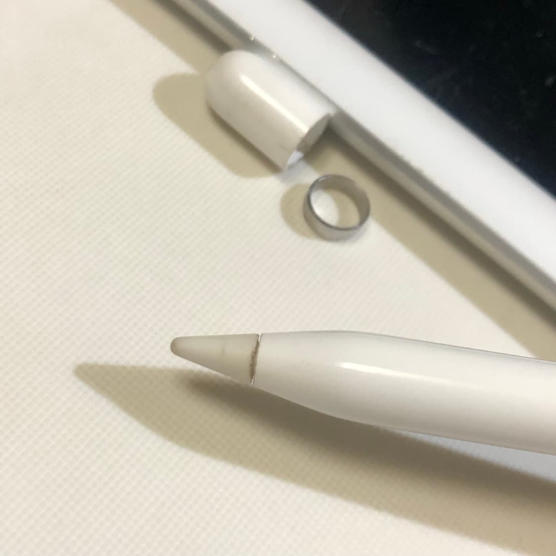 아이패드6세대 128 실버 + 펜슬 + 충전기 상품이미지6