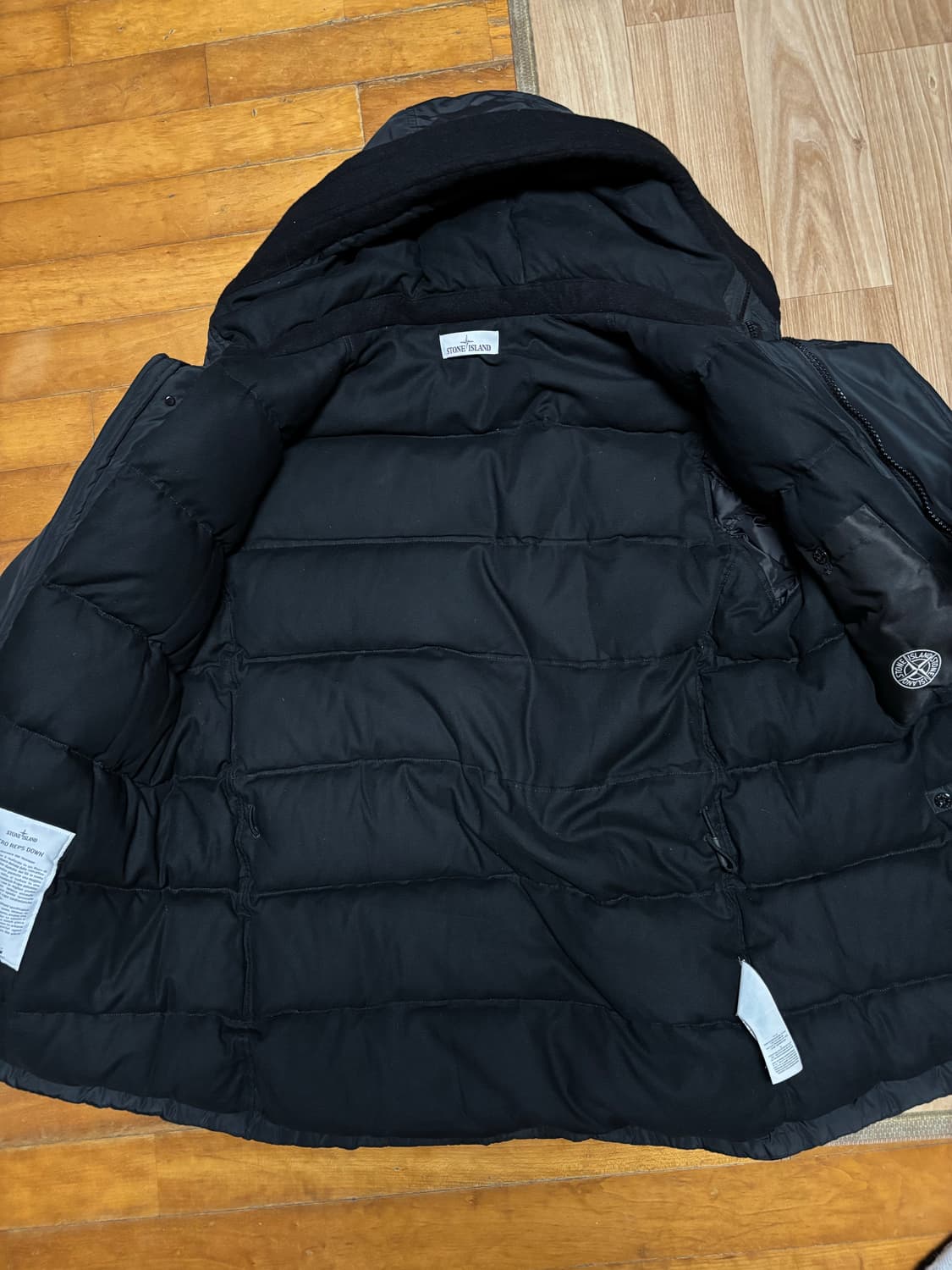 스톤아일랜드 패딩 xl 상품이미지4