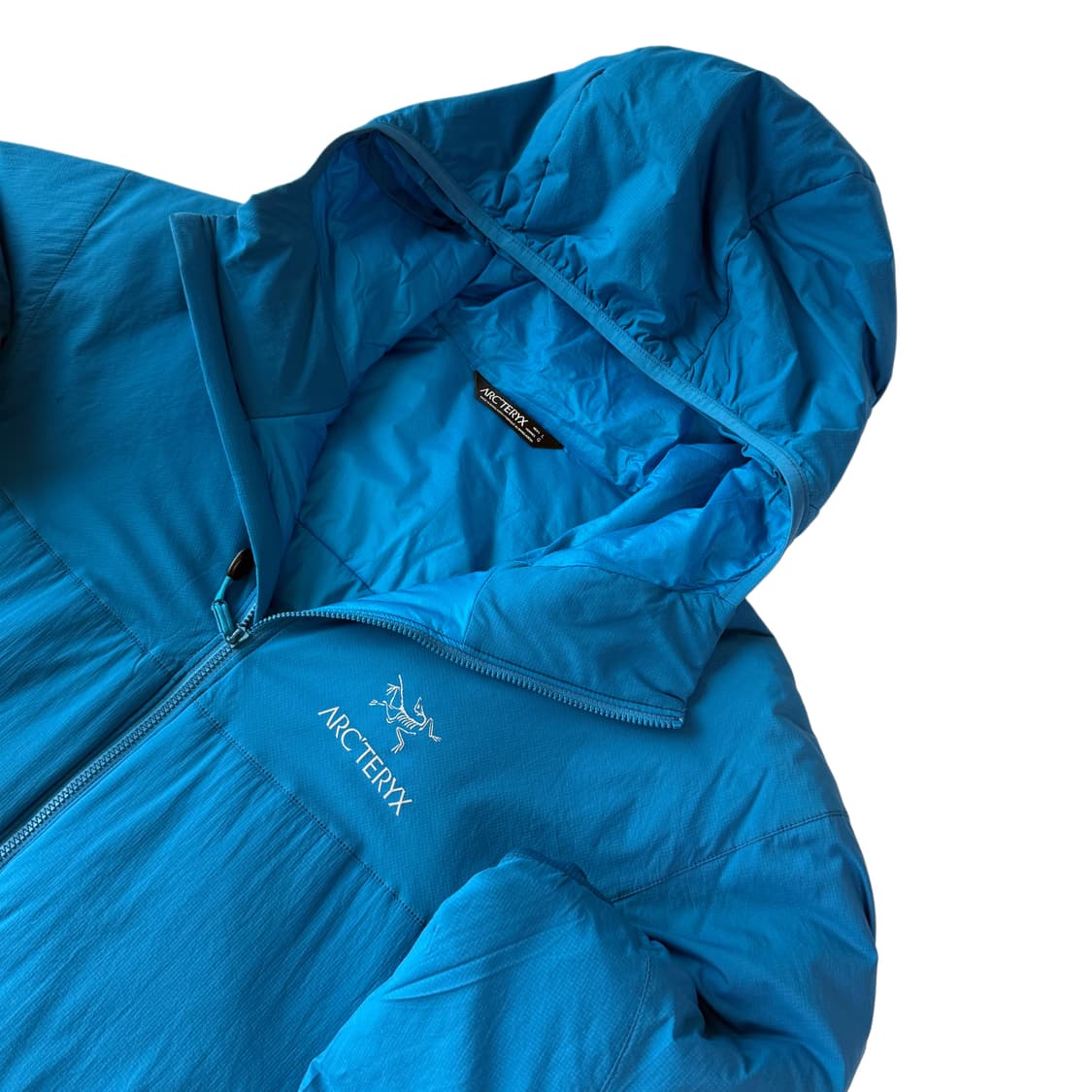 아크테릭스 아톰LT  L사이즈 스카이블루 색상 상품이미지1