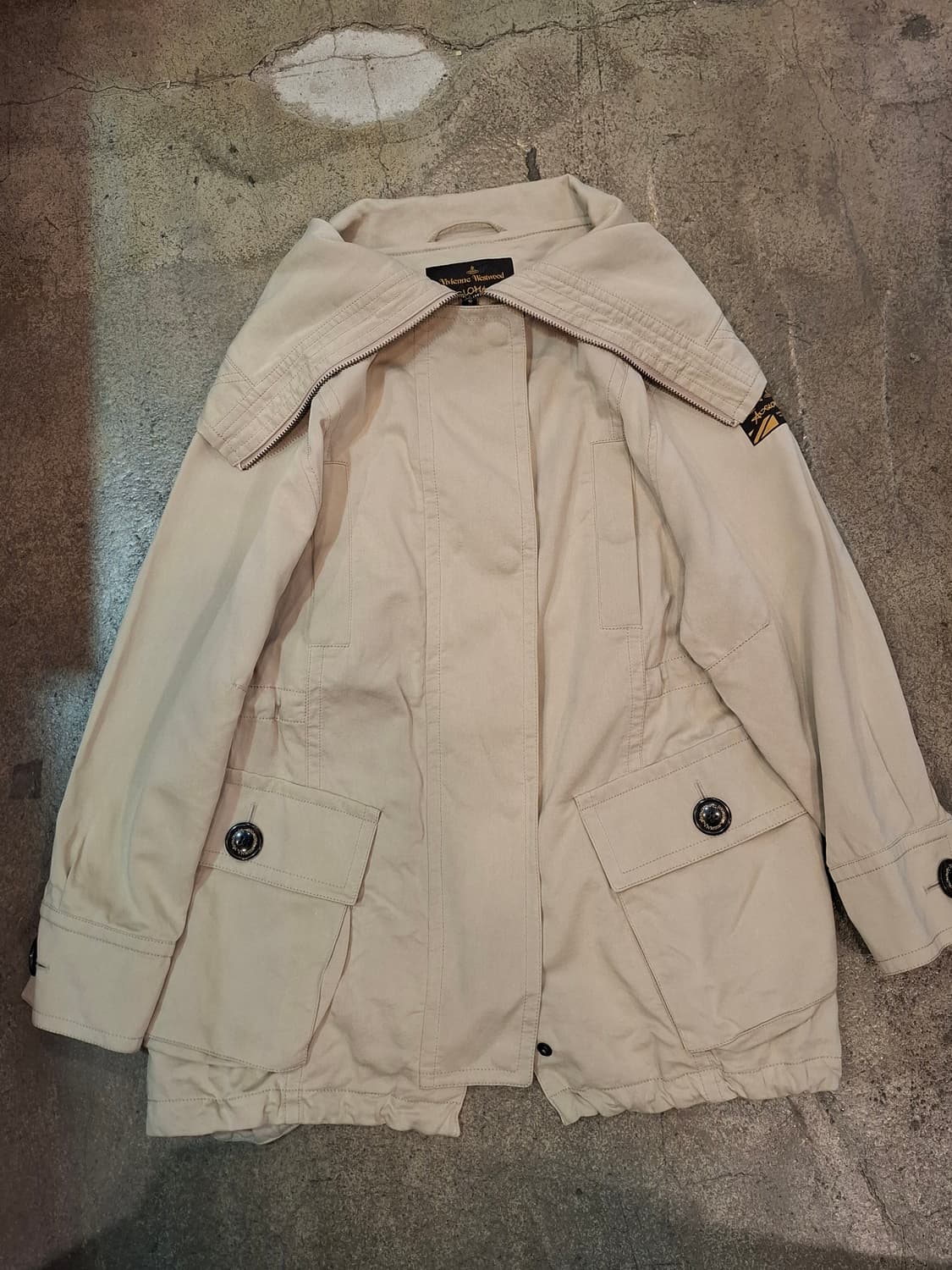 비비안웨스트우드 빅카라 야상점퍼 상품이미지1