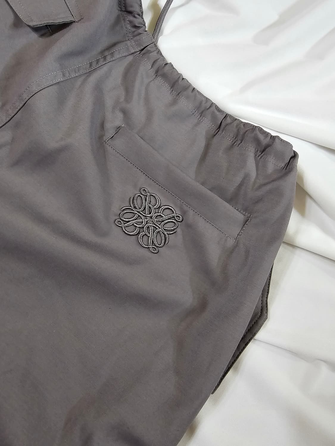 [xs] 배드블러드 미니멀 로고 울 개버딘 카고 팬츠 트라우져 상품이미지6