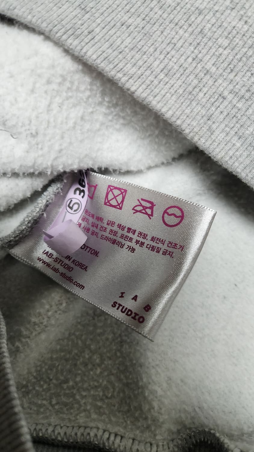 아이앱스튜디오 X 현대모비스 반집업 맨투맨 L 상품이미지6