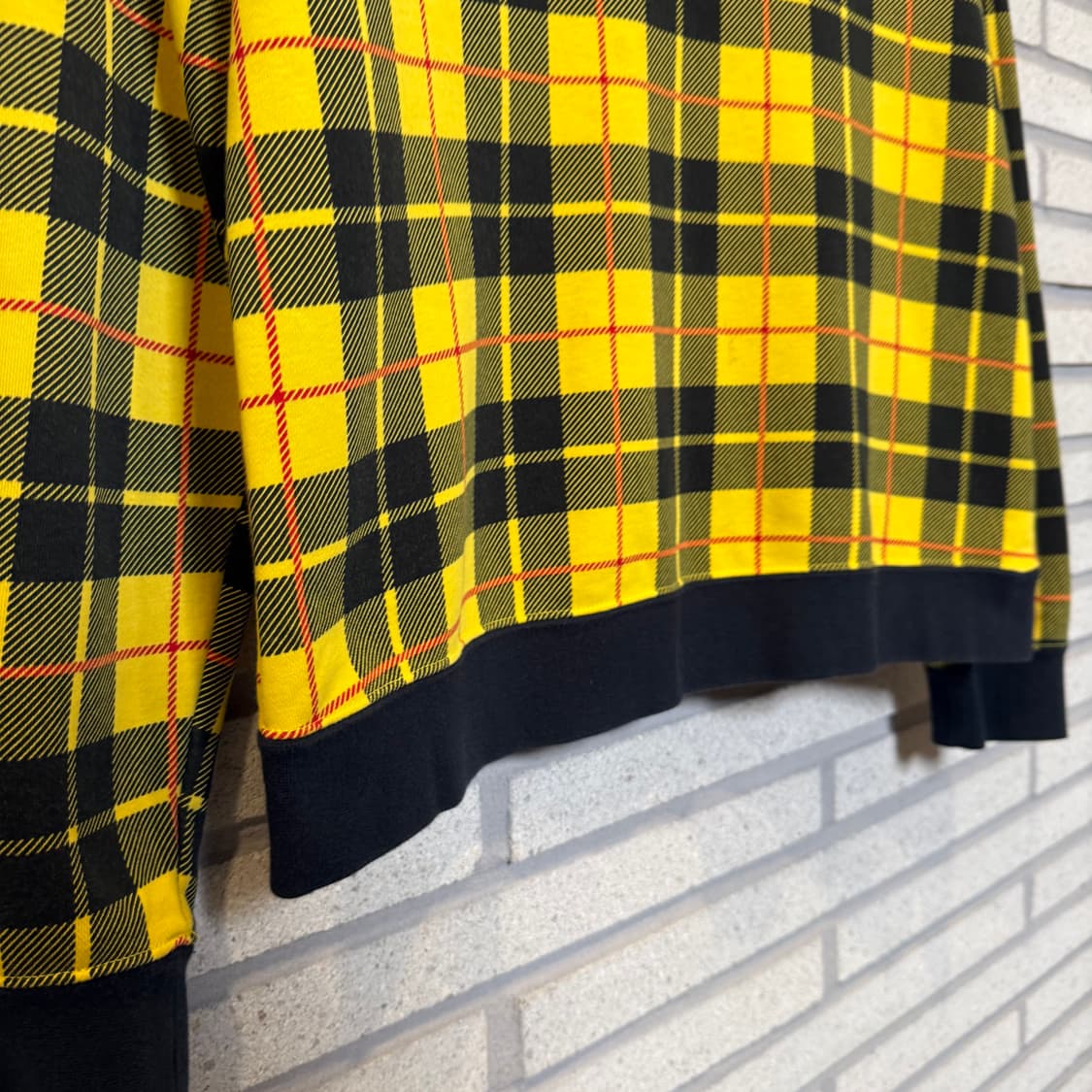 나이키 체크 패턴 옐로우 컬러 맨투맨 상품이미지4