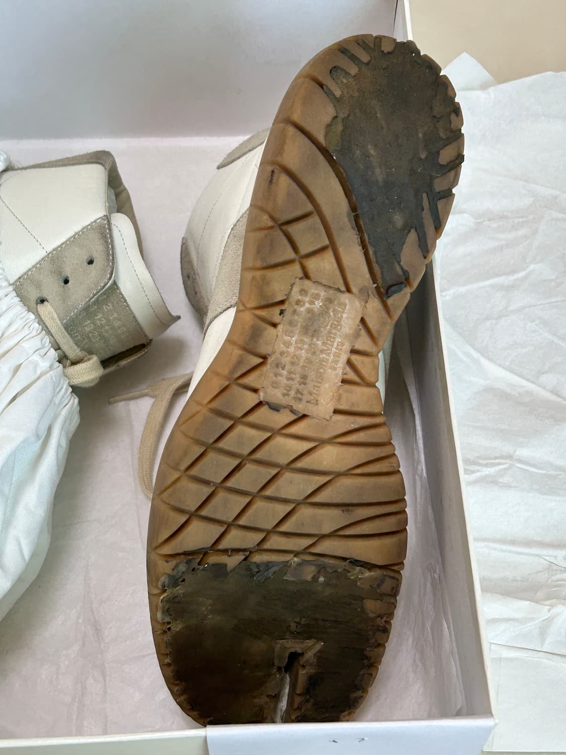 메종 마르지엘라 독일군 타비 하이탑 판매합니다. 상품이미지2