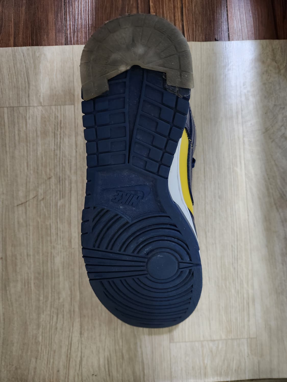 덩크 로우 바시티 메이즈 미시건 270 상품이미지8