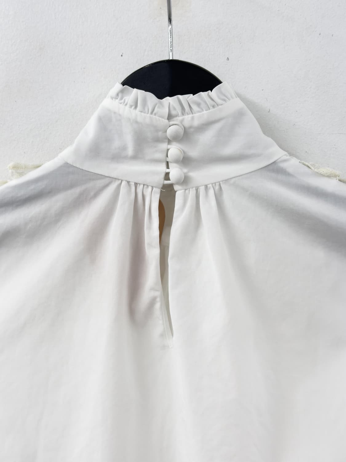 N.21 셔링 셔츠 상품이미지3