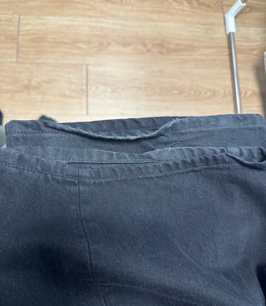 해칭룸 와이드 커브드 진 블랙 5 상품이미지3