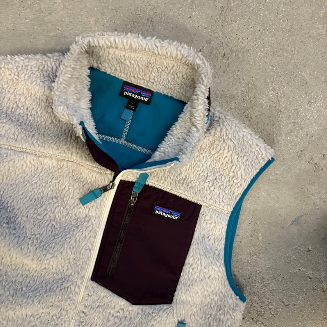 파타고니아 네츄럴/블루/버건디 클래식 레트로 X 베스트 상품이미지2