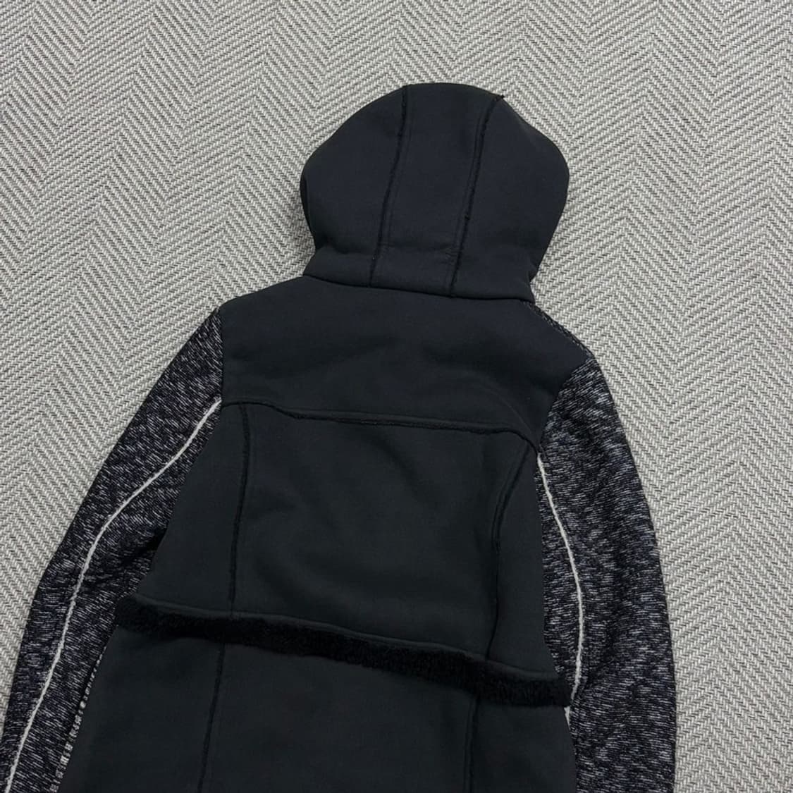 베네통 셰르파 니트 후드코트 v1518 상품이미지4