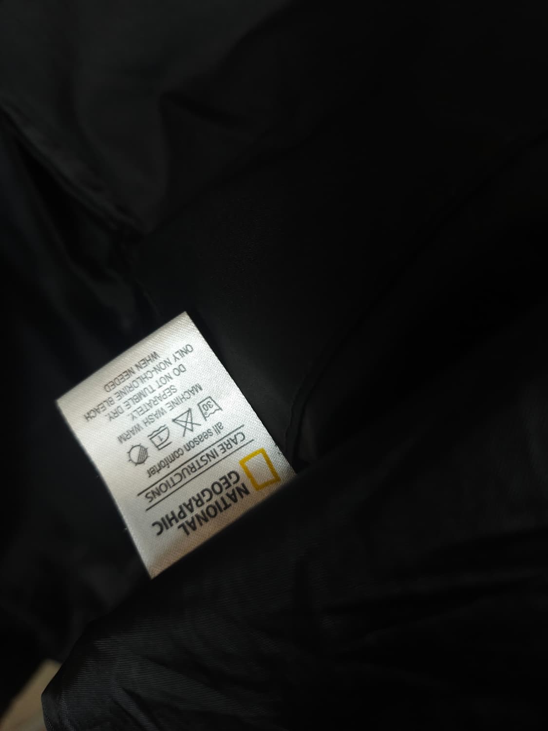 내셔널지오그래픽 롱패딩 블랙 100 L 상품이미지9