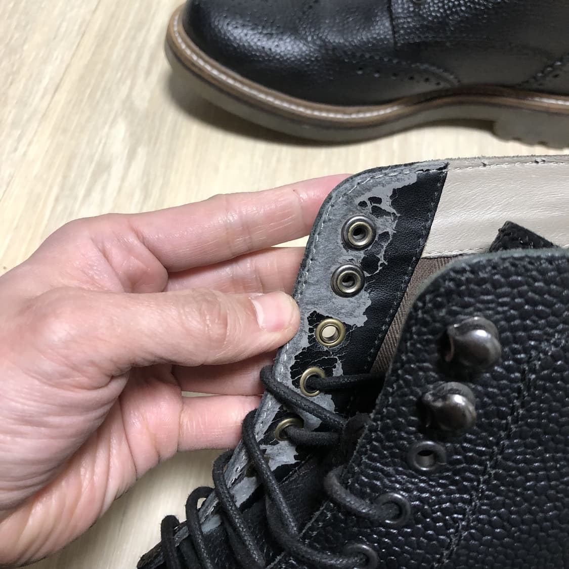 (260) 클락스 Clarks 6인치 몽마르트 라이즈 윙팁 부츠 블랙 상품이미지5