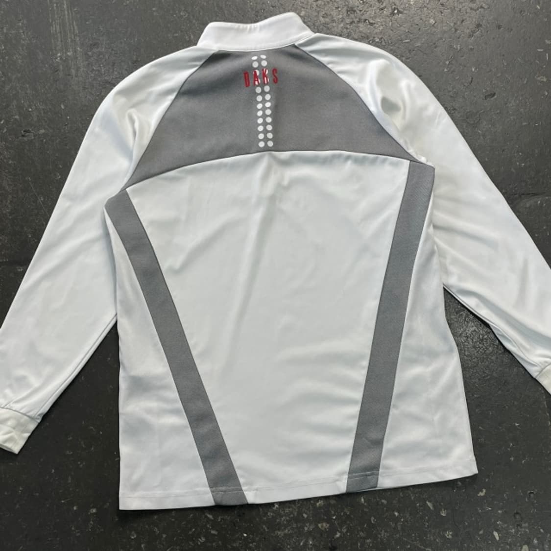 100 닥스 골프 반집업 상품이미지4